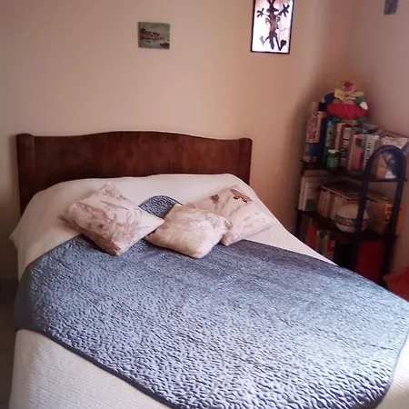 Bed & Breakfast Chez Regine Et Gregoire *